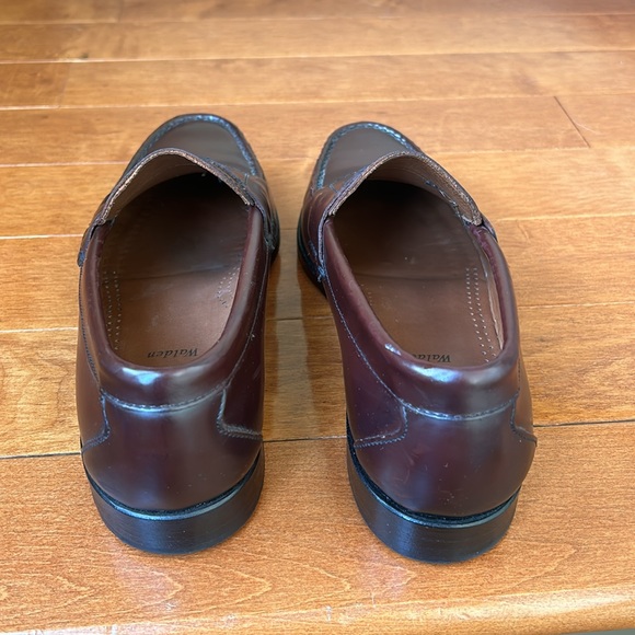Allen Edmonds Walden Burgundy Loafers Made In the USA Size 8.5 - Picture 4 of 12